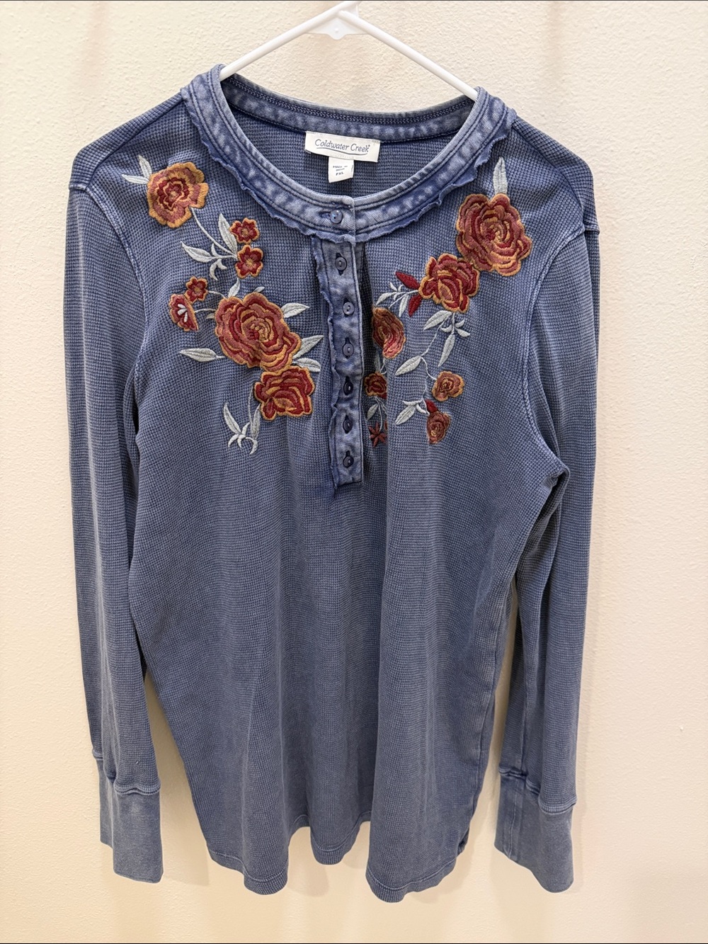Coldwater Creek Women’s Blue Floral Embroidered Henley, Size XLP